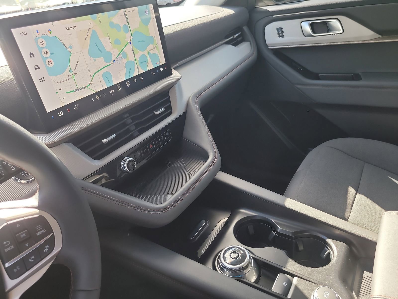 Certified 2025 Ford Explorer Active RWD image 20