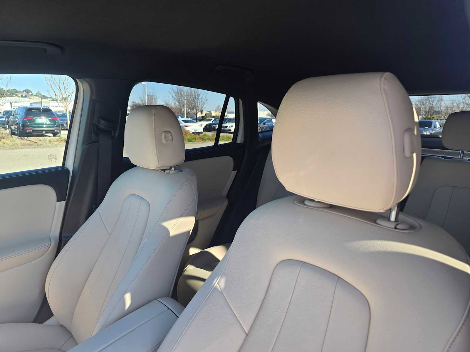 Used 2025 Mercedes-Benz GLA 250 4MATIC image 24