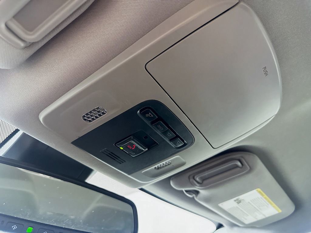 Used 2024 Toyota Camry XSE FWD image 32