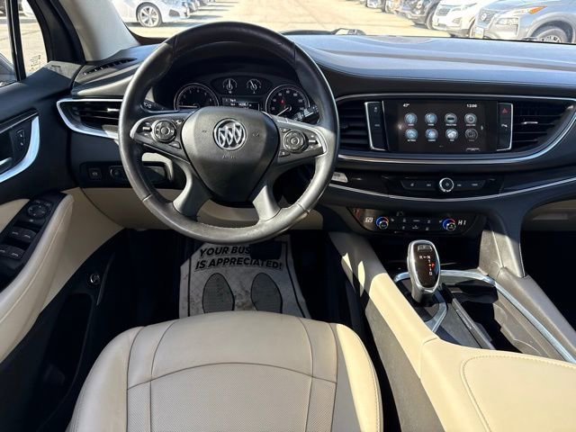 Used 2019 Buick Enclave Essence image 16