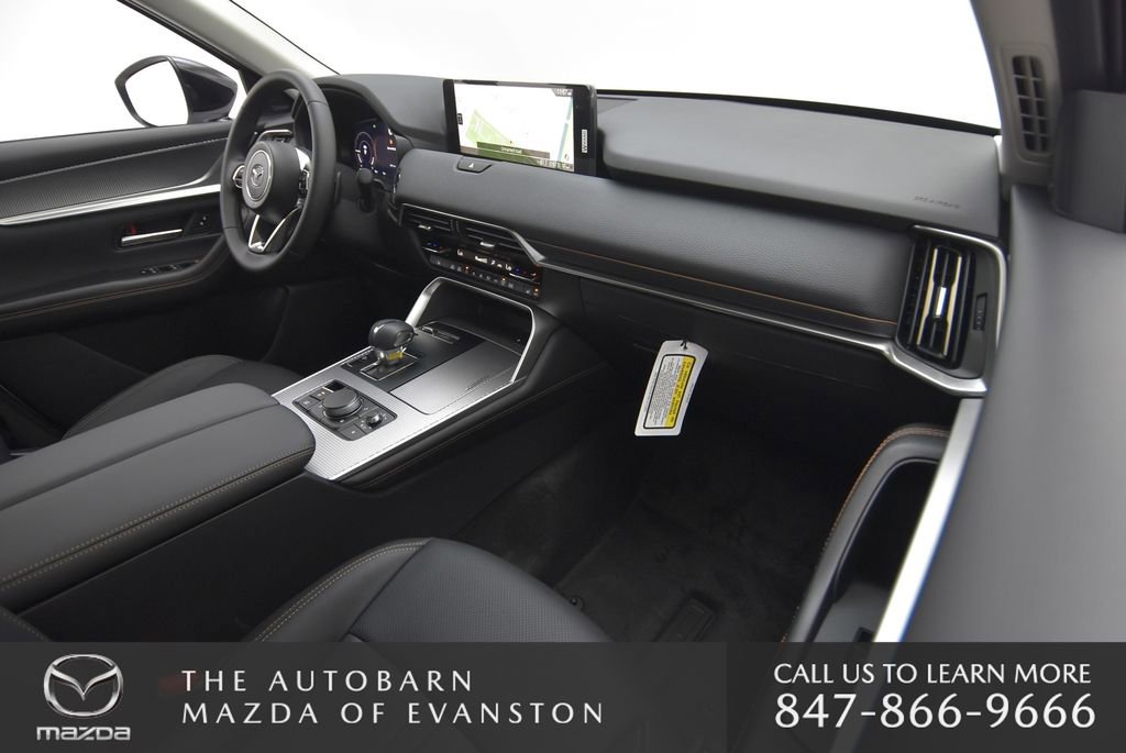 New 2025 MAZDA CX-70 Plug-In Hybrid w/ Premium Pkg image 25