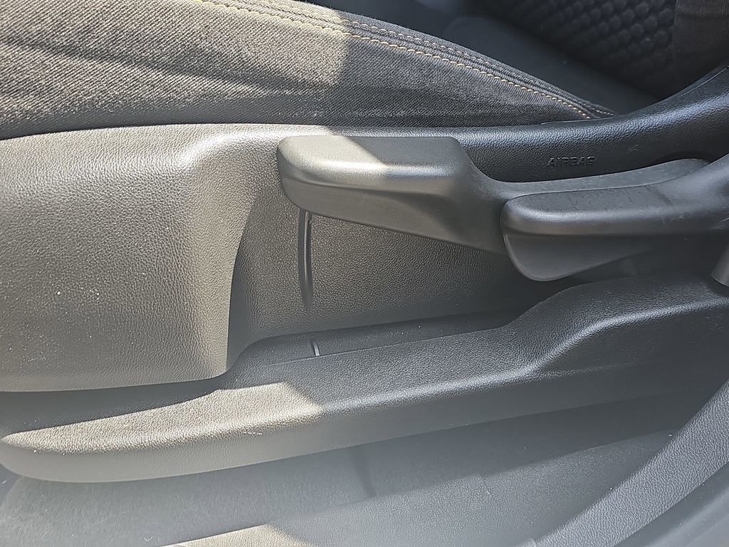 Used 2019 GMC Terrain SLE FWD image 34
