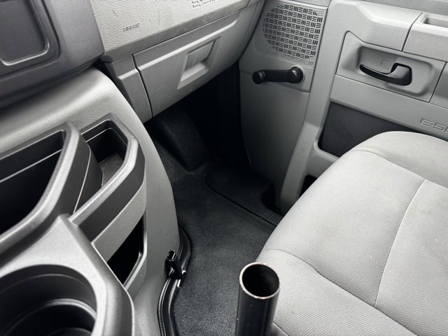 Used 2012 Ford E-250 and Econoline 250 image 11