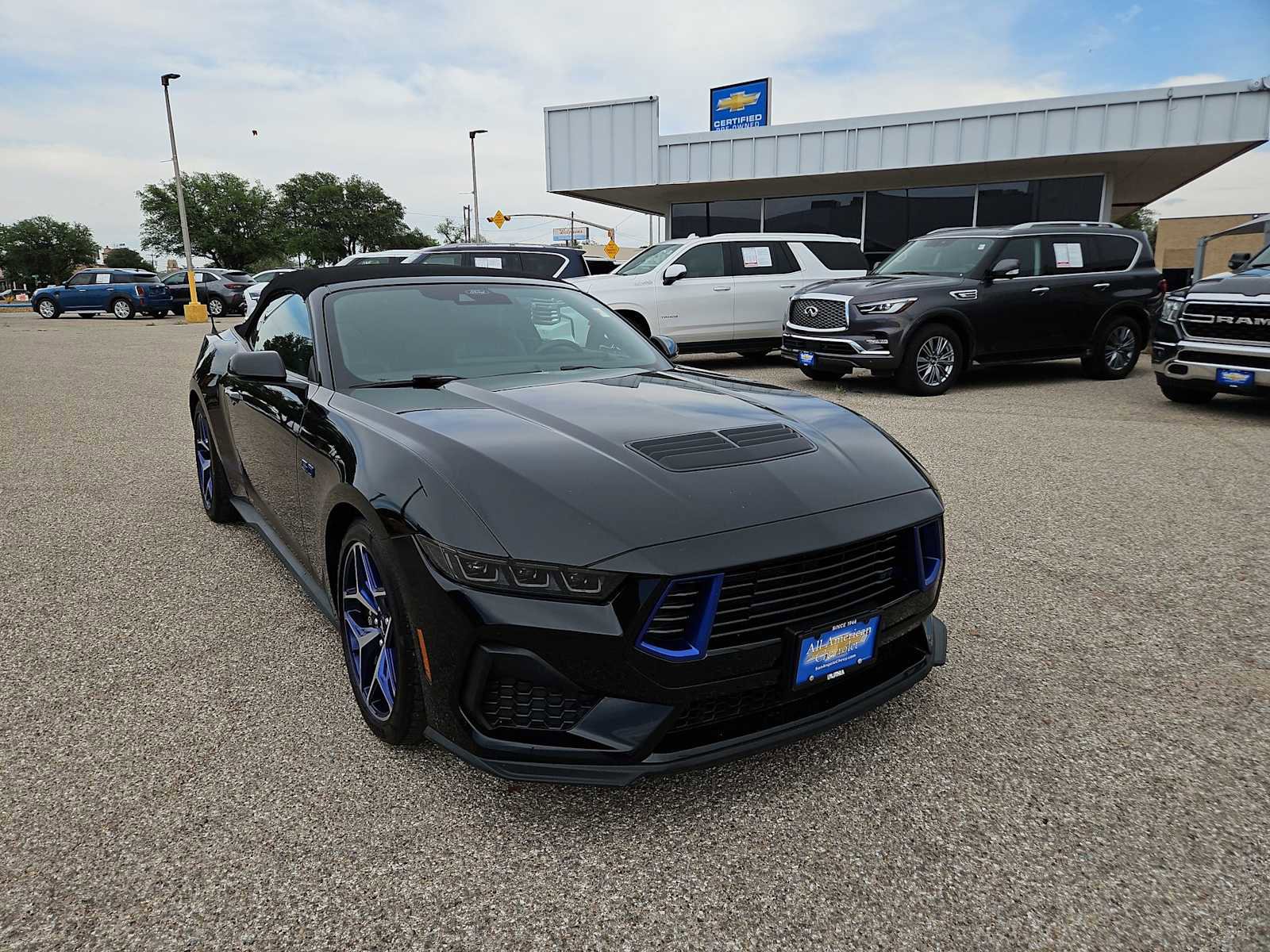 Used 2025 Ford Mustang GT Premium w/ GT Performance Package RWD image 2