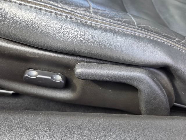 Used 2011 Chevrolet Corvette Coupe w/ 1LT image 17