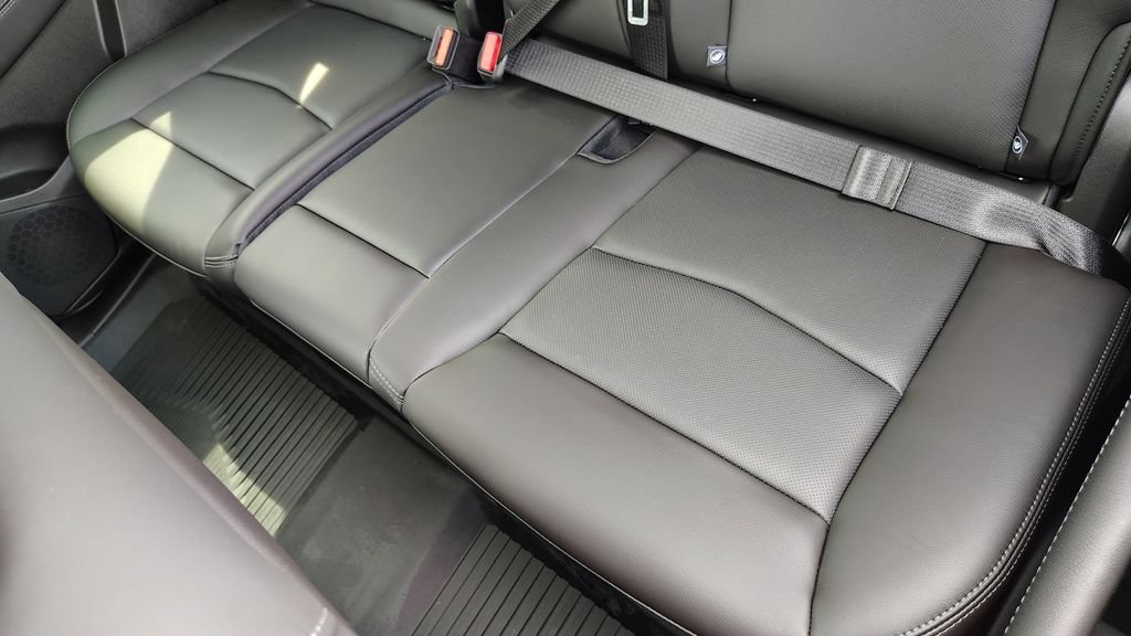 New 2025 Cadillac XT5 Premium Luxury w/ LPO, Floor Liner Package AWD/4WD image 39