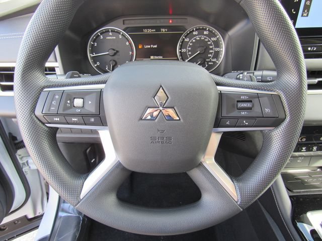 New 2026 Mitsubishi Outlander ES FWD image 27