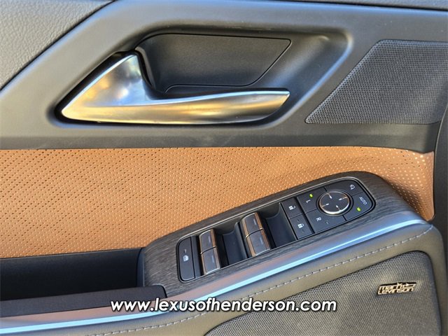 Used 2025 Lexus GX 550 image 20