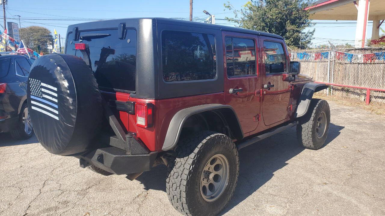 Used 2012 Jeep Wrangler Unlimited Sport image 3