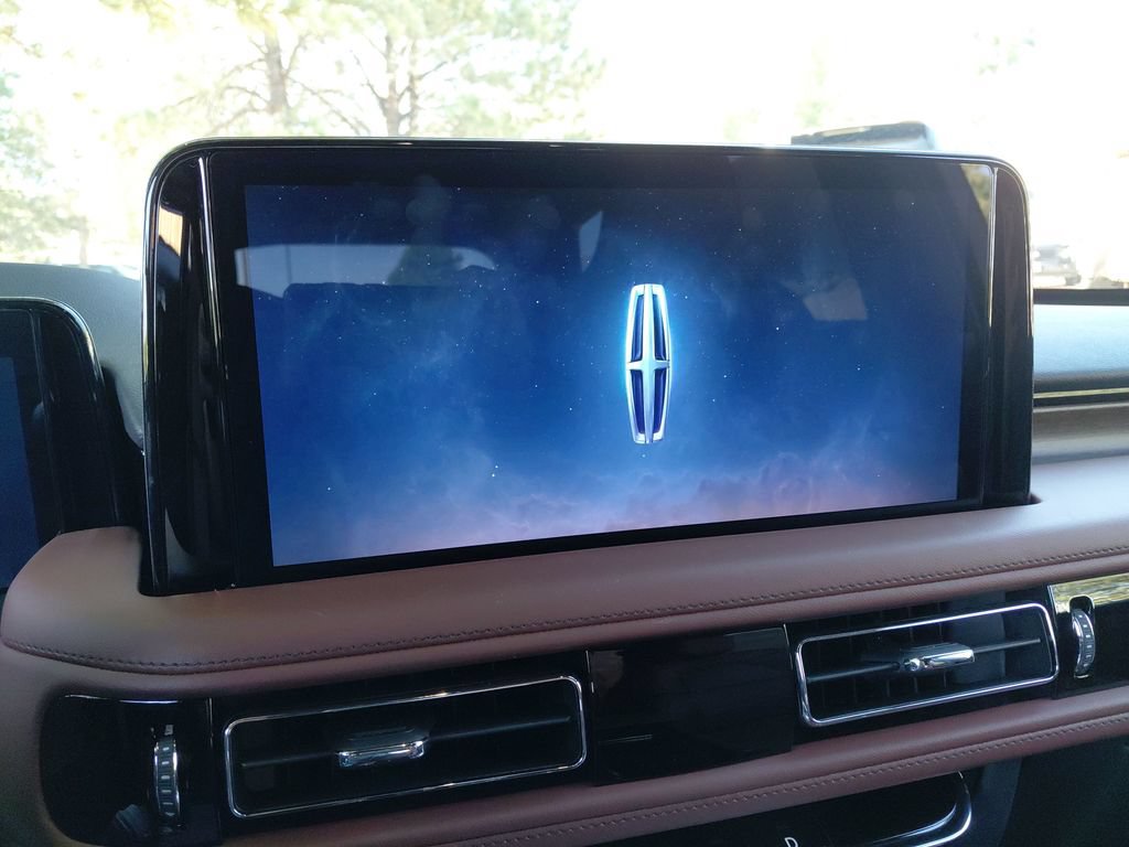 New 2026 Lincoln Aviator Reserve AWD/4WD image 42