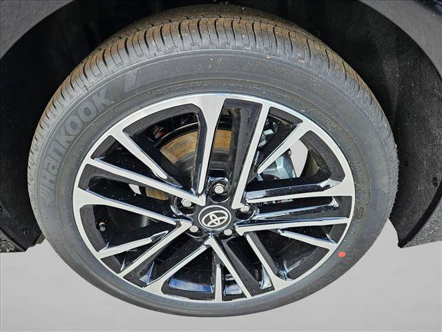 New 2026 Toyota Camry XLE AWD/4WD image 10