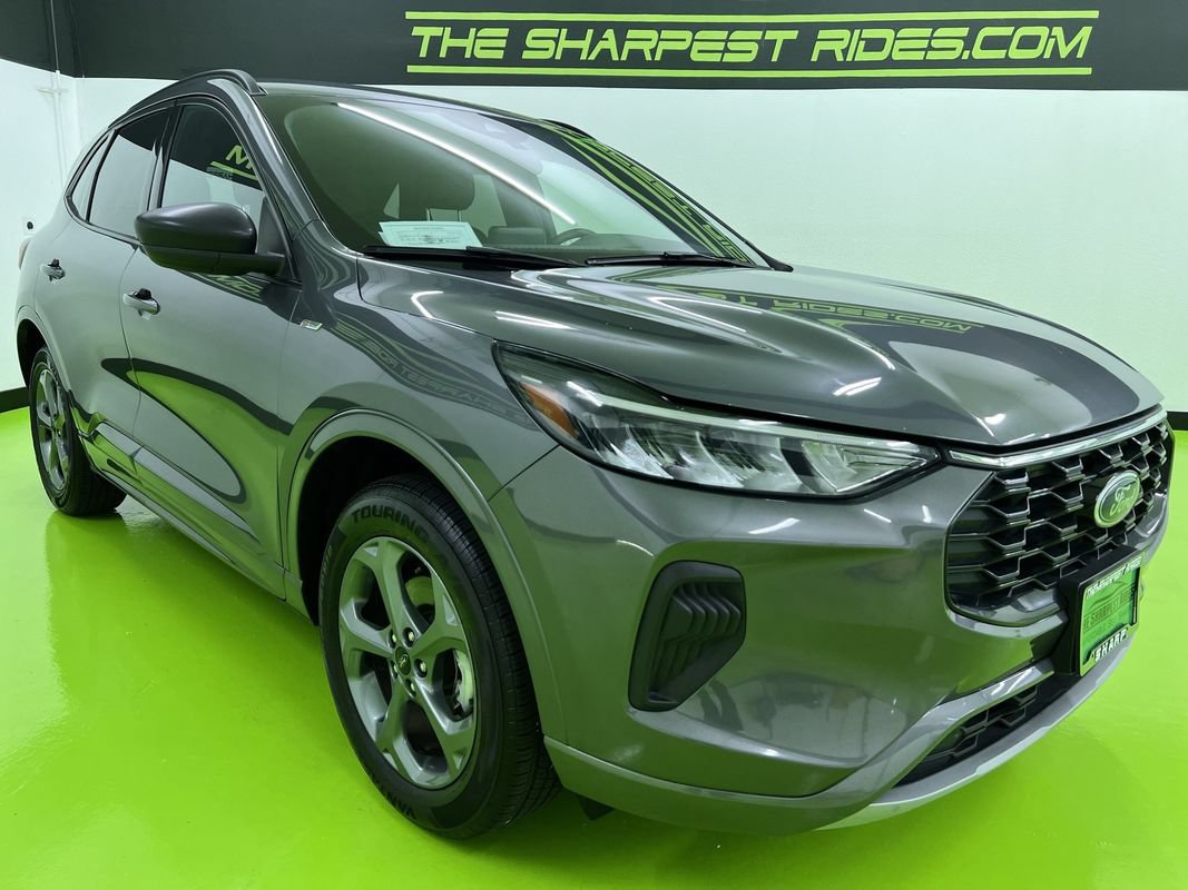 Used 2024 Ford Escape ST-Line AWD/4WD image 2