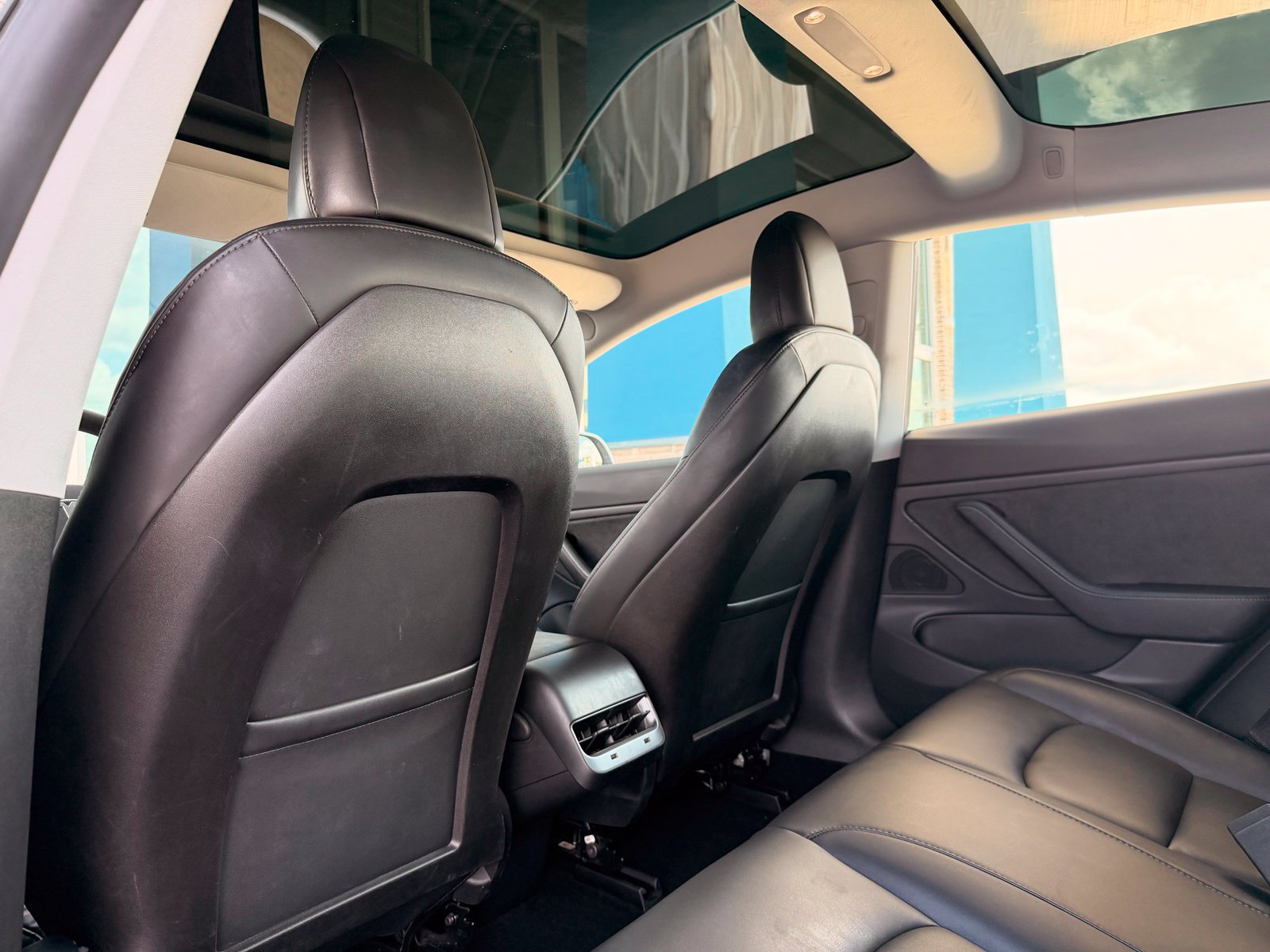 Used 2019 Tesla Model 3 Long Range AWD/4WD image 19