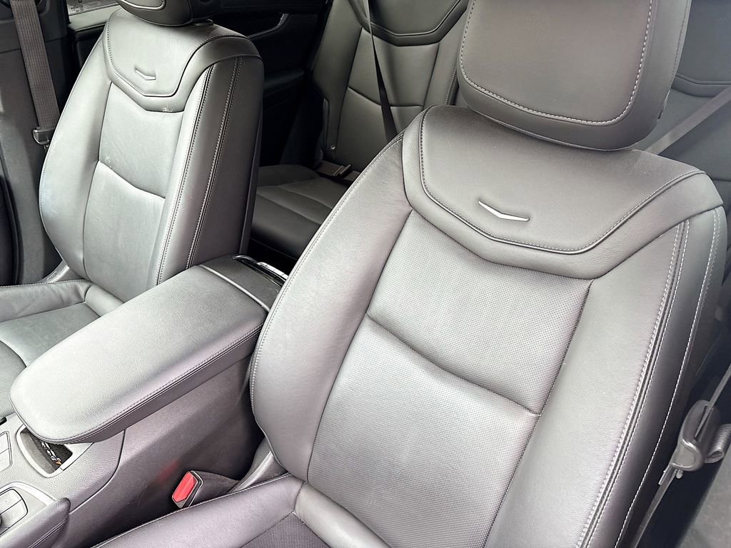 Used 2021 Cadillac XT6 Premium Luxury image 21