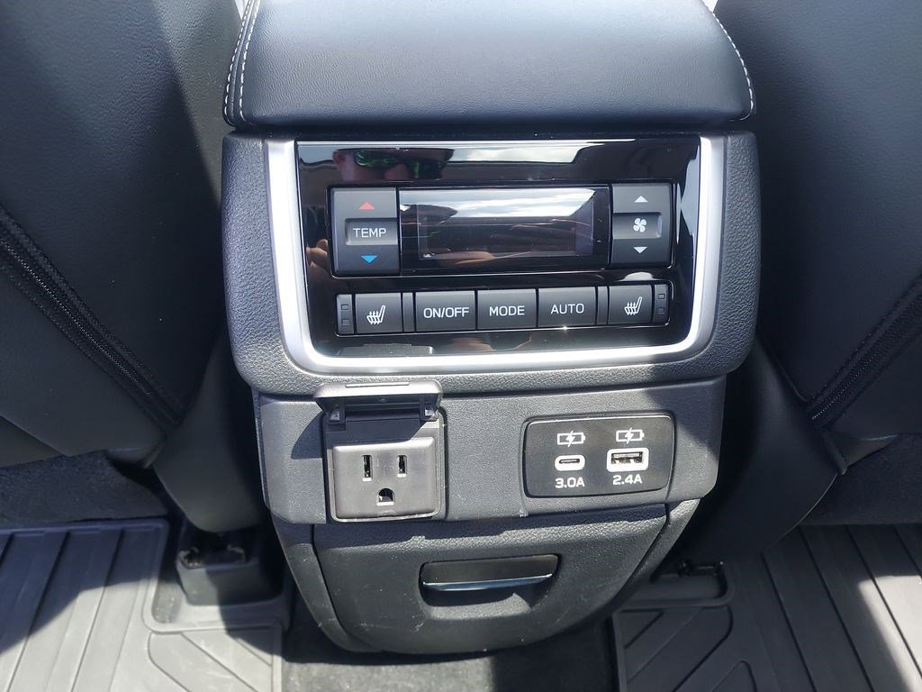 Used 2023 Subaru Ascent Touring AWD/4WD image 11