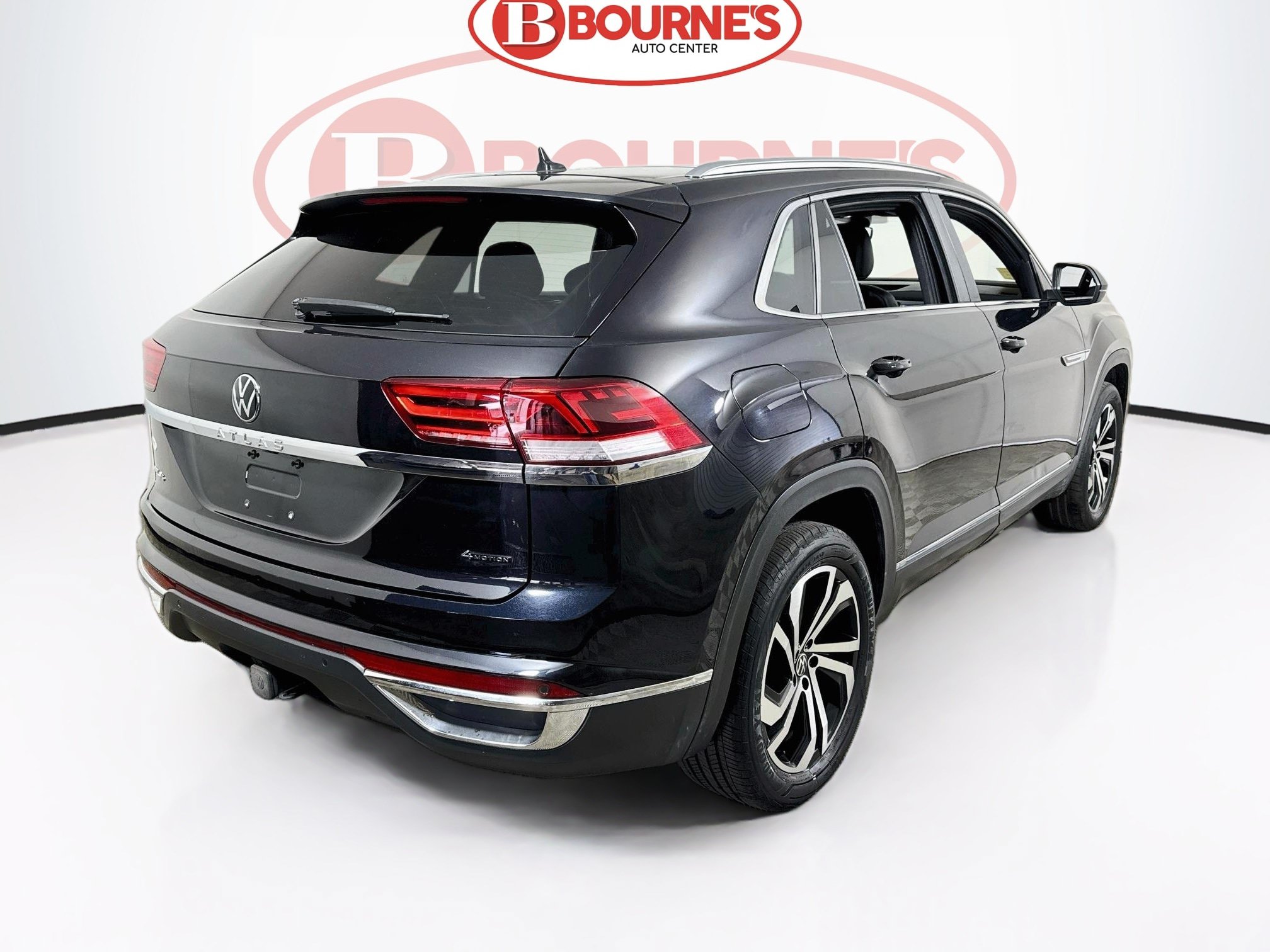 Used 2023 Volkswagen Atlas Cross Sport SEL AWD/4WD image 11