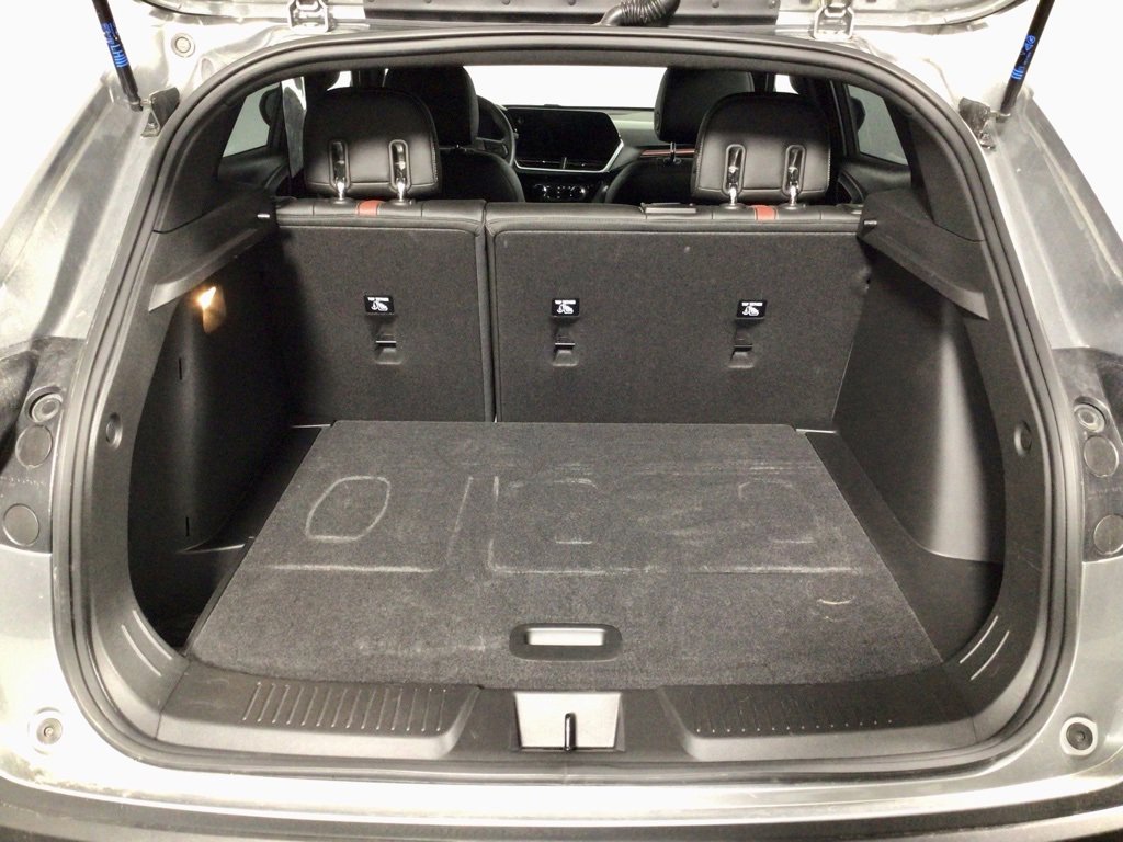 Used 2025 Chevrolet Trax RS image 29