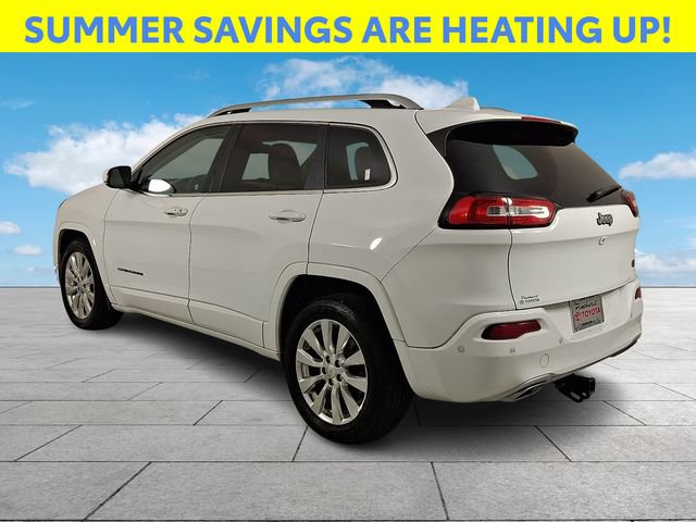 Used 2017 Jeep Cherokee Overland w/ Technology Group FWD image 5