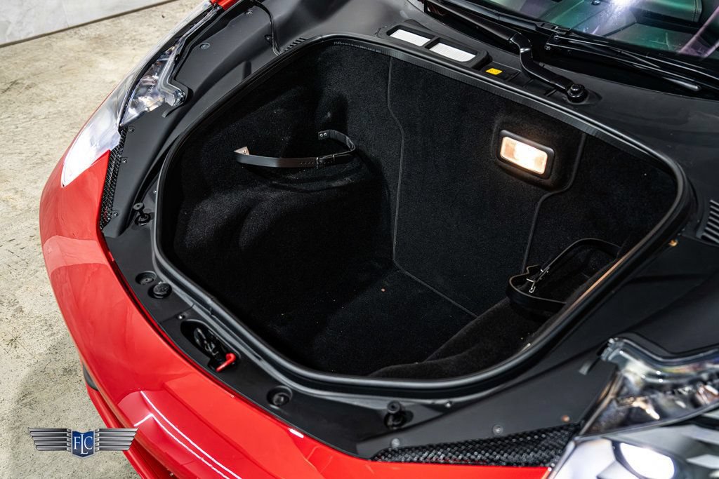 Used 2011 Ferrari 458 Italia Coupe RWD image 15