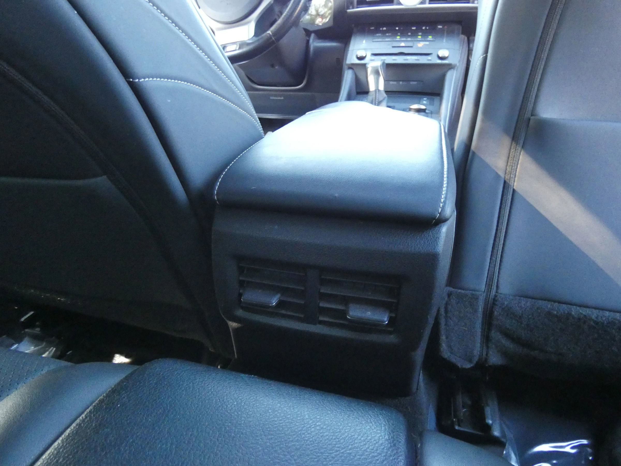 Used 2017 Lexus RC 200t image 43