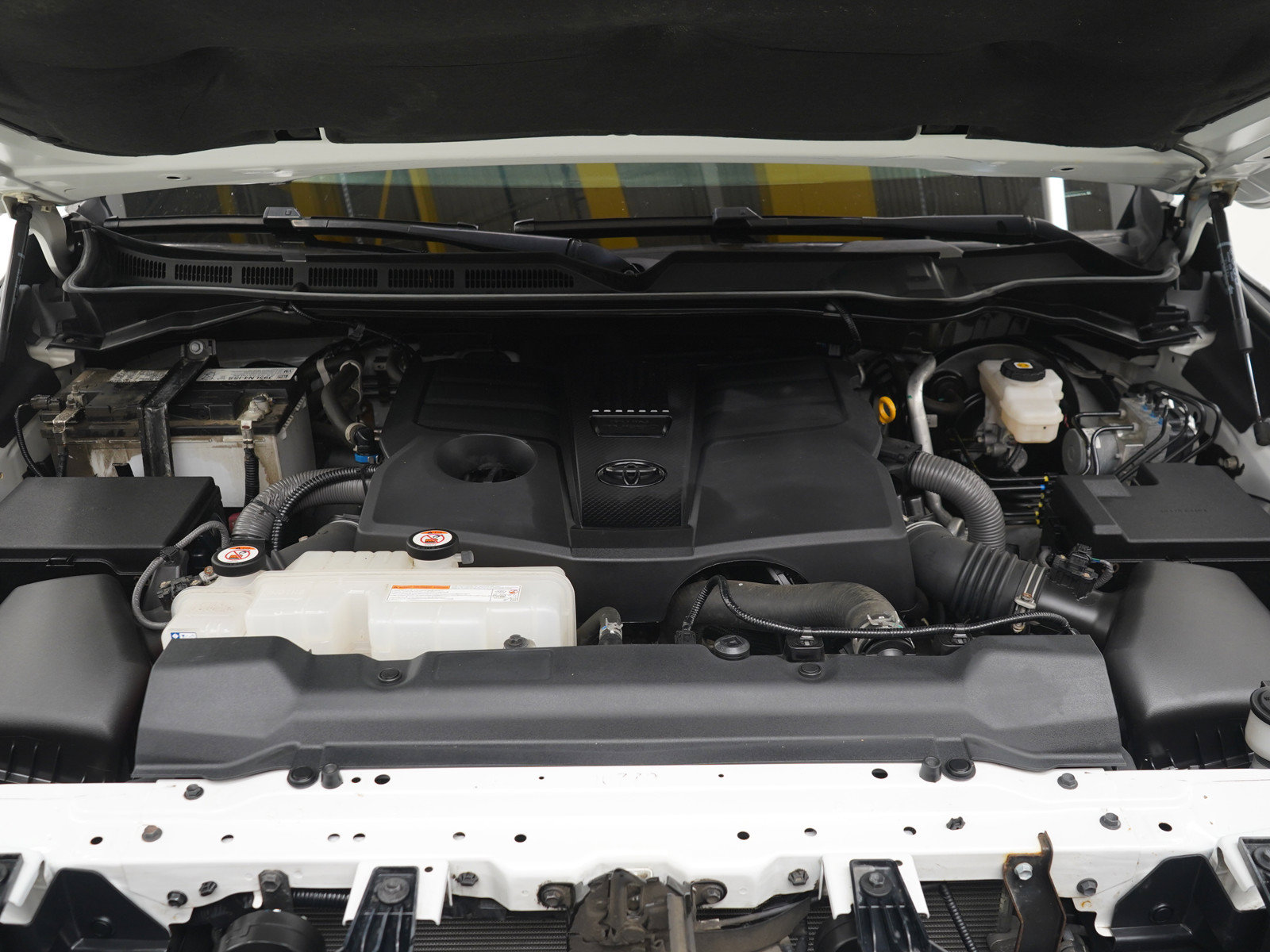 Used 2022 Toyota Tundra Limited AWD/4WD image 29
