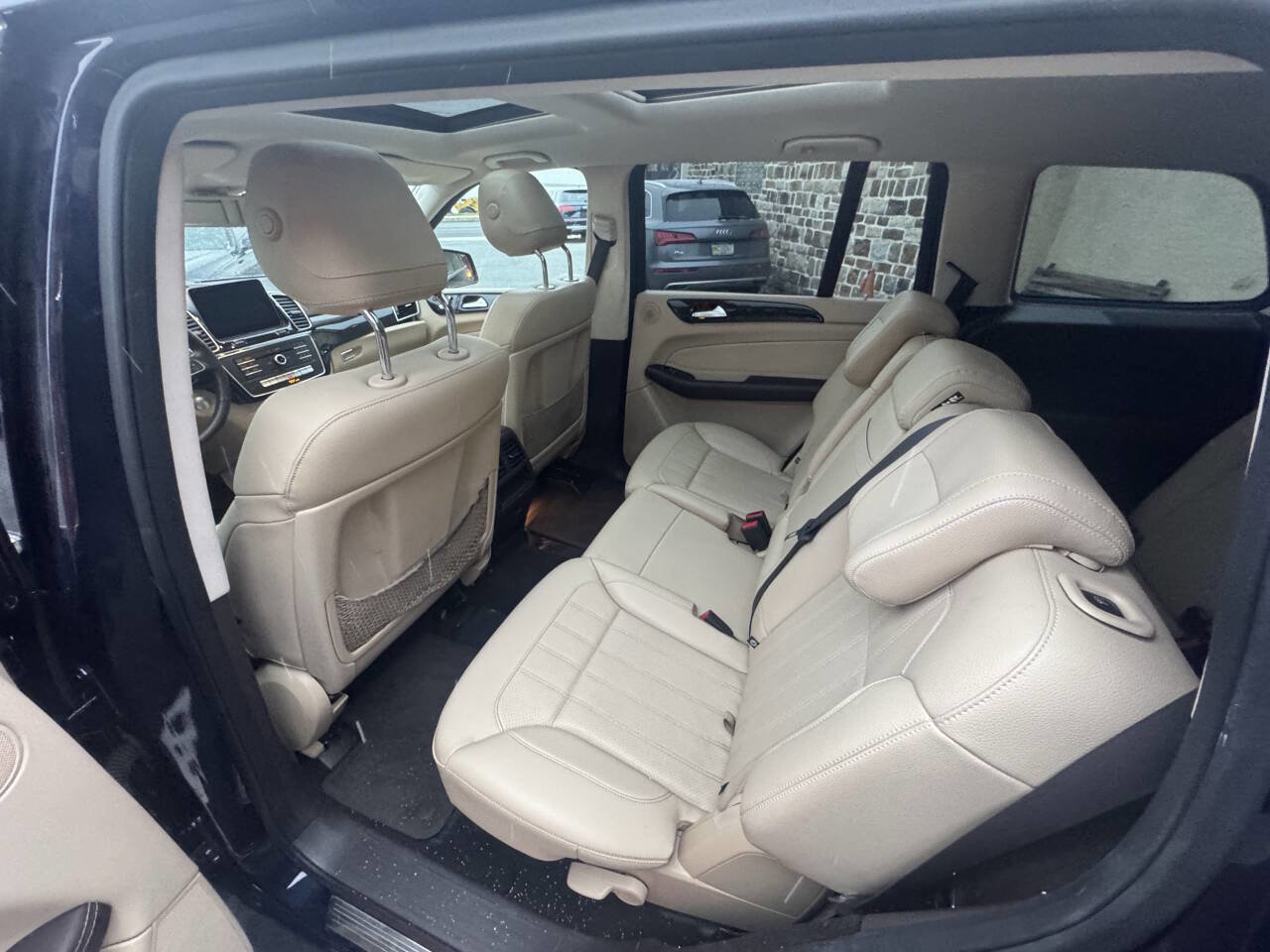 Used 2017 Mercedes-Benz GLS 450 4MATIC image 18
