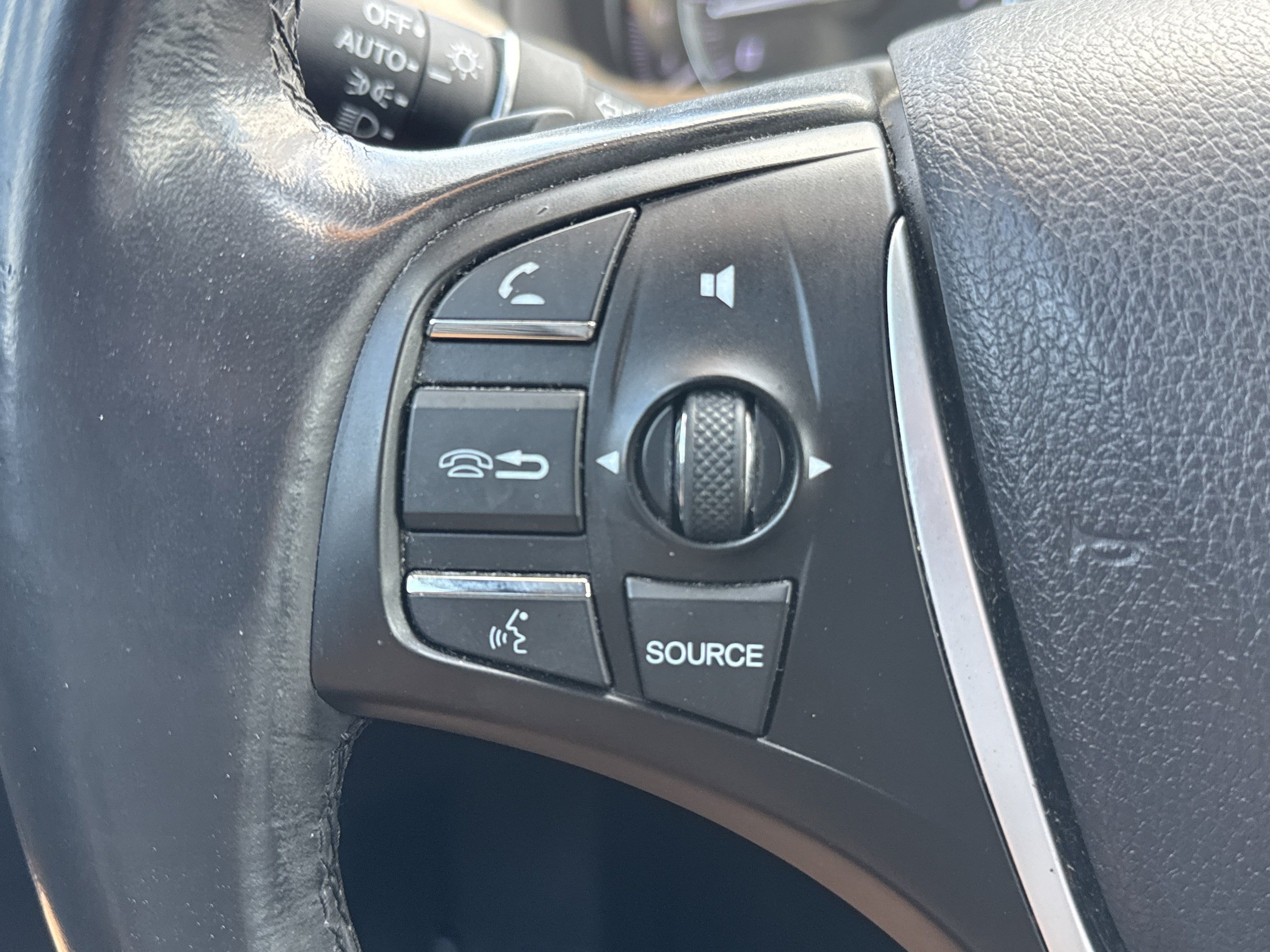 Used 2019 Acura TLX FWD image 32