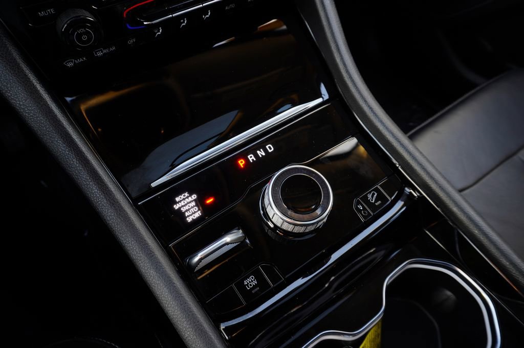 Used 2022 Jeep Grand Cherokee Limited 4xe image 17