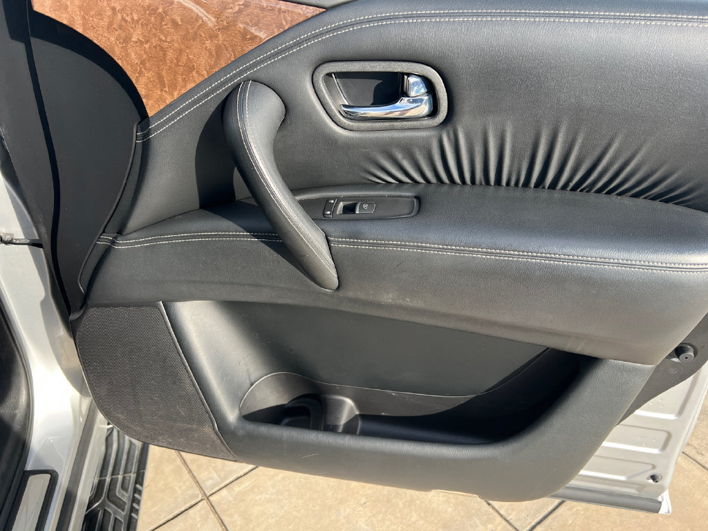 Used 2017 INFINITI QX80 2WD image 6