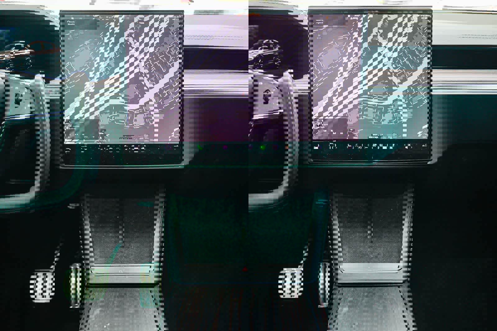 Used 2024 Tesla Model X image 13