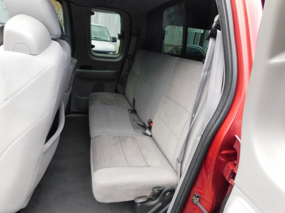 Used 2003 Ford F150 XLT RWD image 5