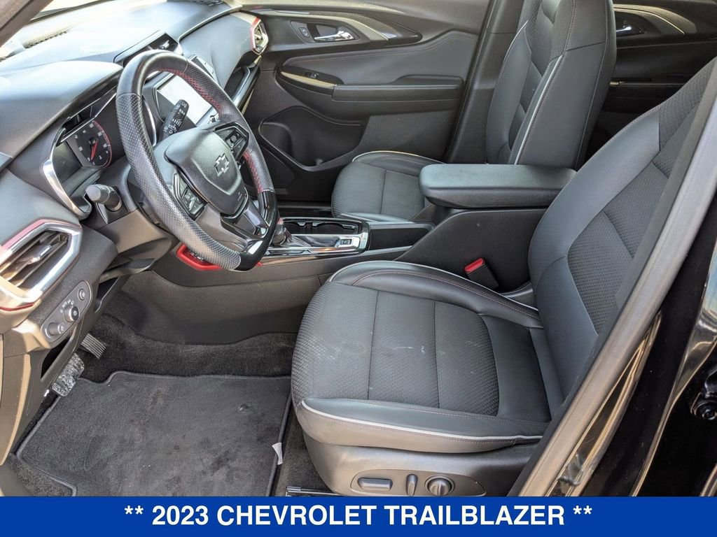 Used 2023 Chevrolet TrailBlazer RS image 14