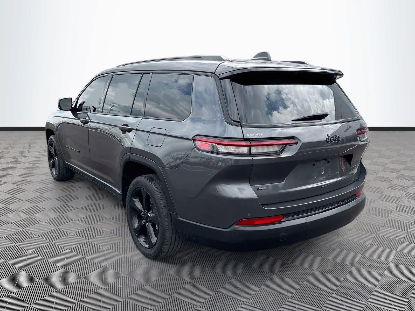 Used 2021 Jeep Grand Cherokee L Laredo RWD image 7