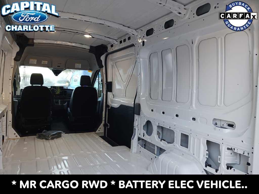 Used 2023 Ford E-Transit Medium Roof RWD image 11