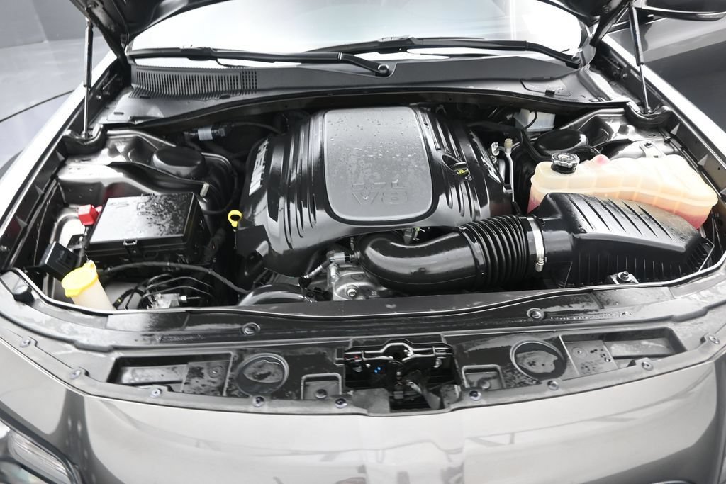 Used 2023 Chrysler 300 S w/ Comfort Group RWD image 16