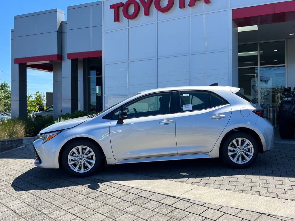 New 2026 Toyota Corolla SE FWD image 2