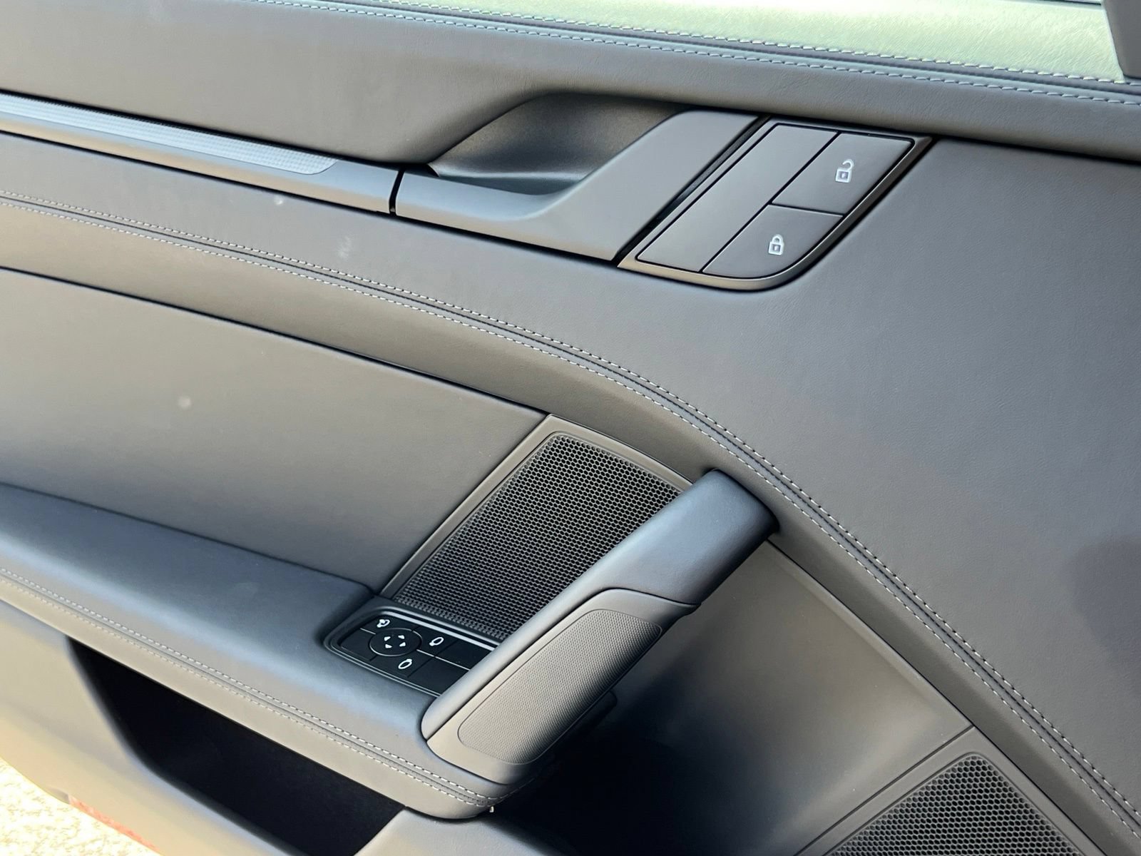 New 2026 Porsche 911 Carrera T RWD image 31