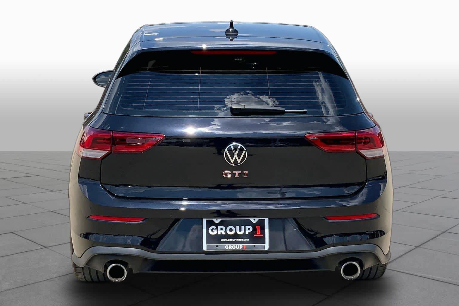 Used 2023 Volkswagen GTI Autobahn FWD image 5