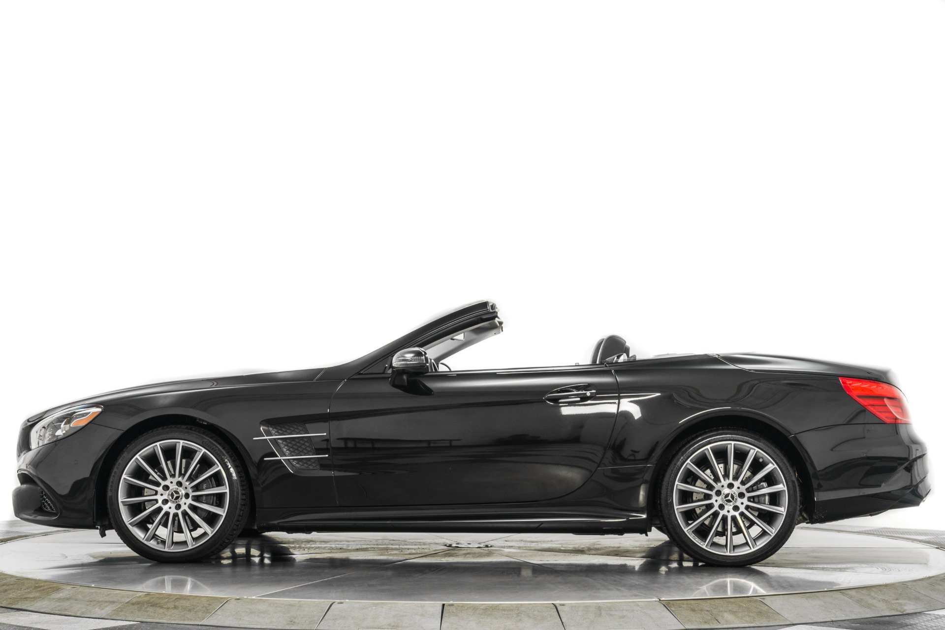 Used 2019 Mercedes-Benz SL 450 image 9