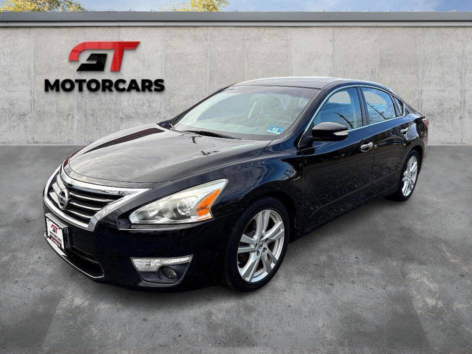 Used 2014 Nissan Altima 3.5 SL w/ Technology Package