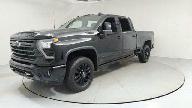 Used 2025 Chevrolet Silverado 2500 High Country w/ Midnight Edition image 1