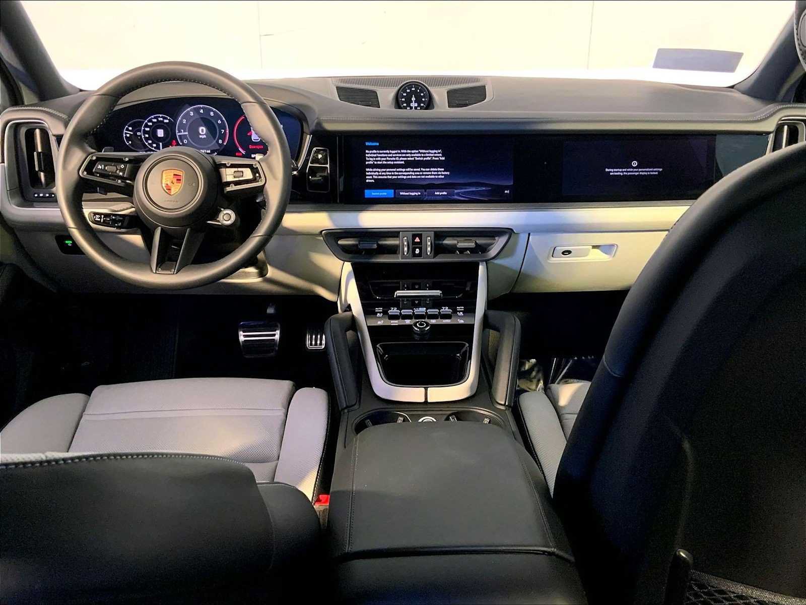 Used 2026 Porsche Cayenne S AWD/4WD image 14