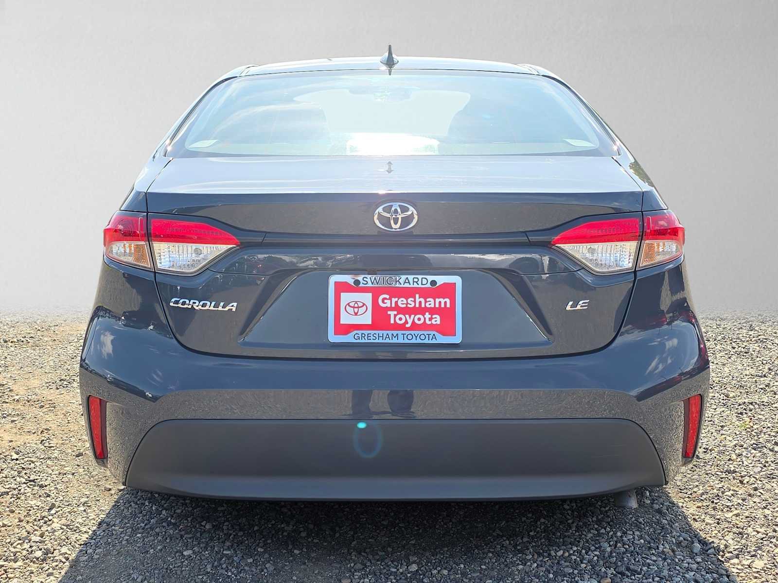 Certified 2025 Toyota Corolla LE FWD image 5
