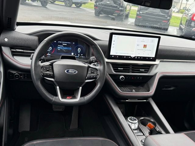 Used 2025 Ford Explorer ST AWD/4WD image 7