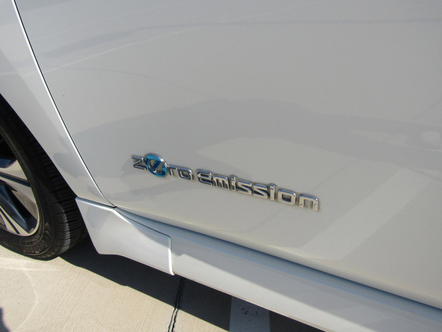 Used 2019 Nissan Leaf SL w/ SL Technology Package image 9