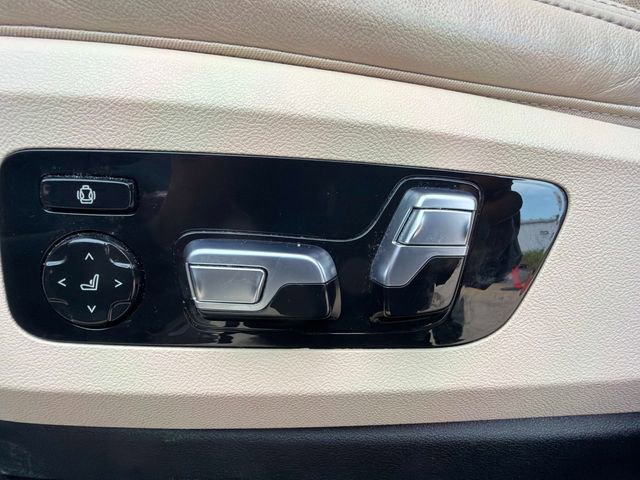 Used 2021 BMW X7 M50i AWD/4WD image 26