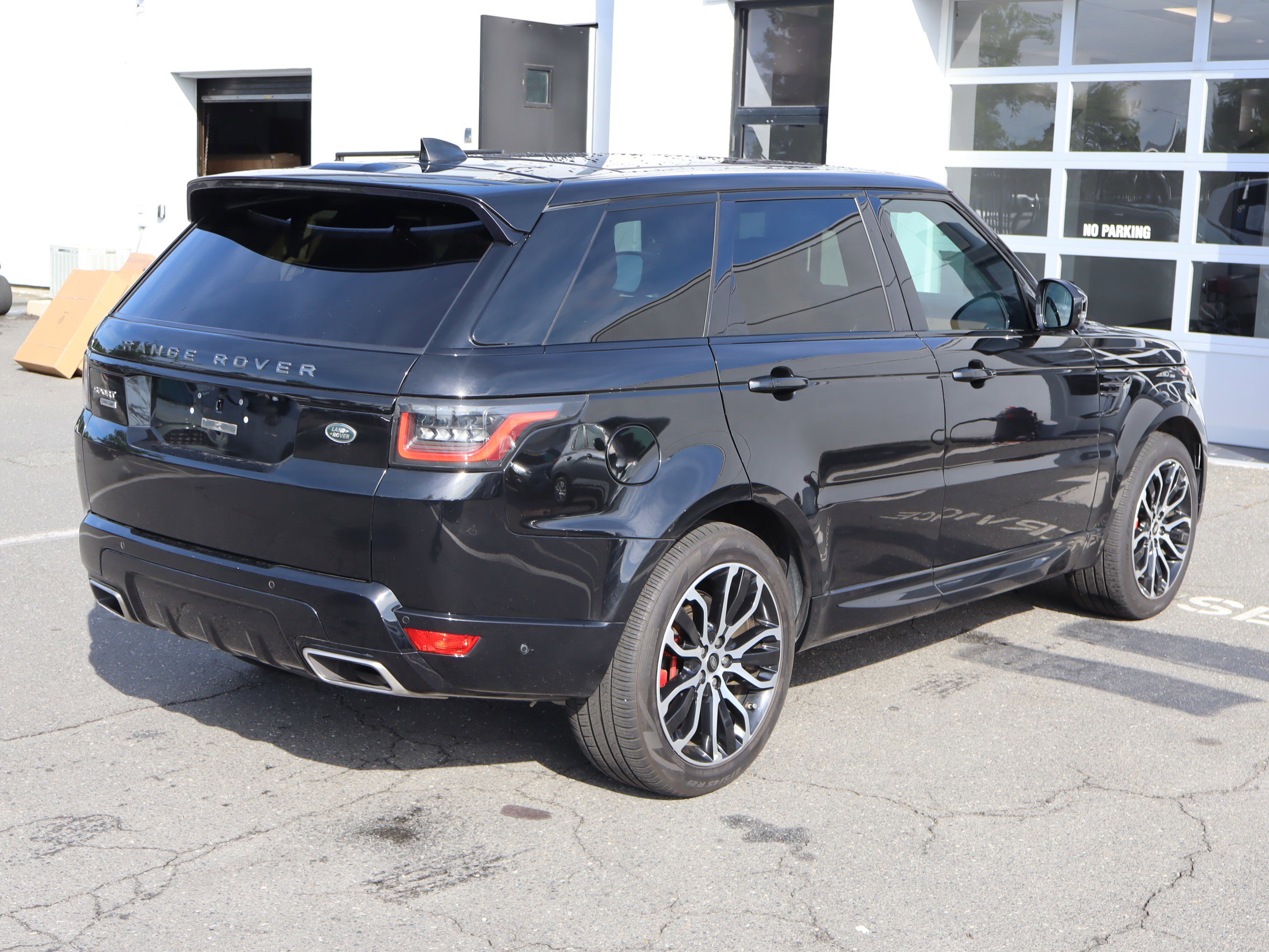 Used 2019 Land Rover Range Rover Sport Supercharged AWD/4WD image 21