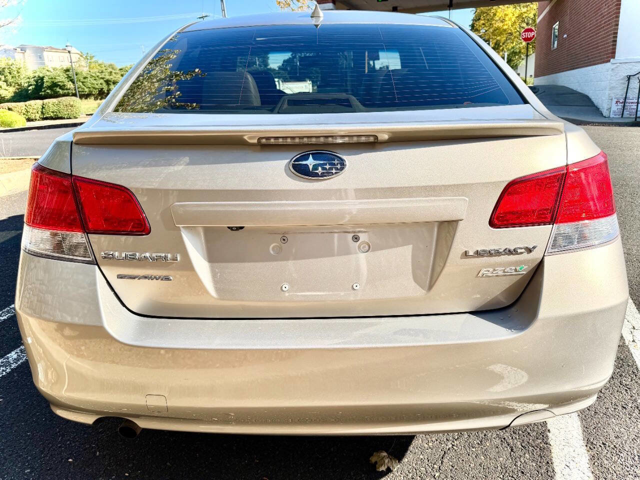 Used 2014 Subaru Legacy 2.5i Limited w/ Moonroof Package image 11