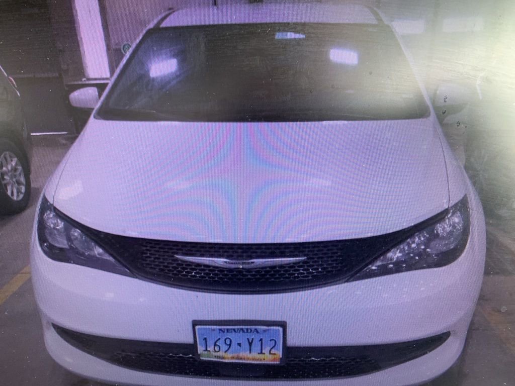 Used 2023 Chrysler Voyager LX image 15