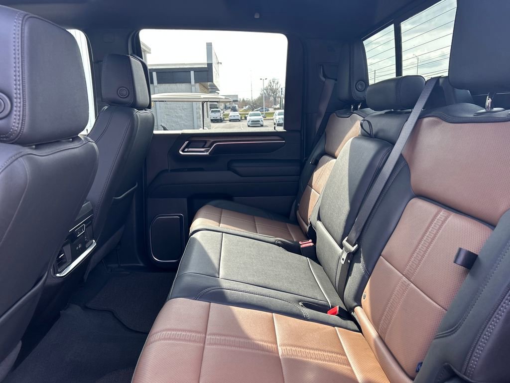 Certified 2025 Chevrolet Silverado 2500 High Country w/ Technology Package image 35